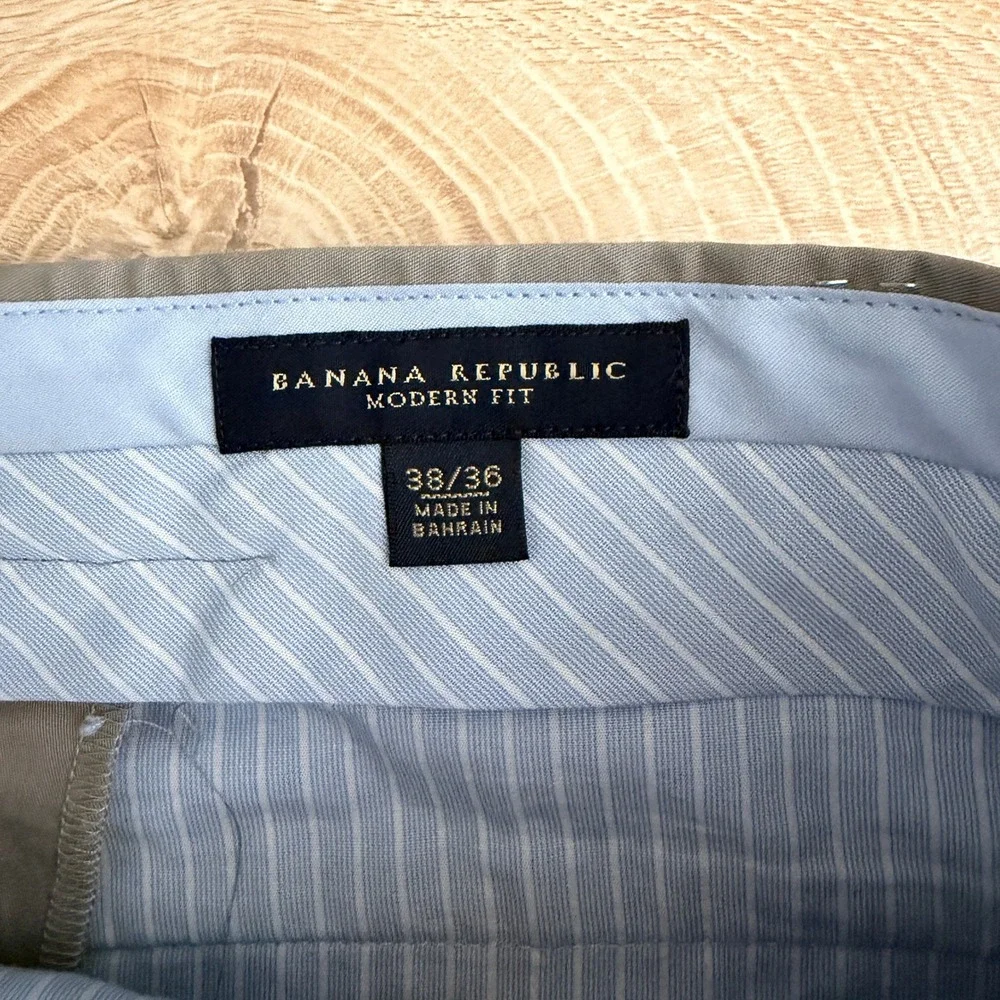 Banana Republic Modern Fit Chino Pants Mens Actual 36x35 Gray Cotton Straight